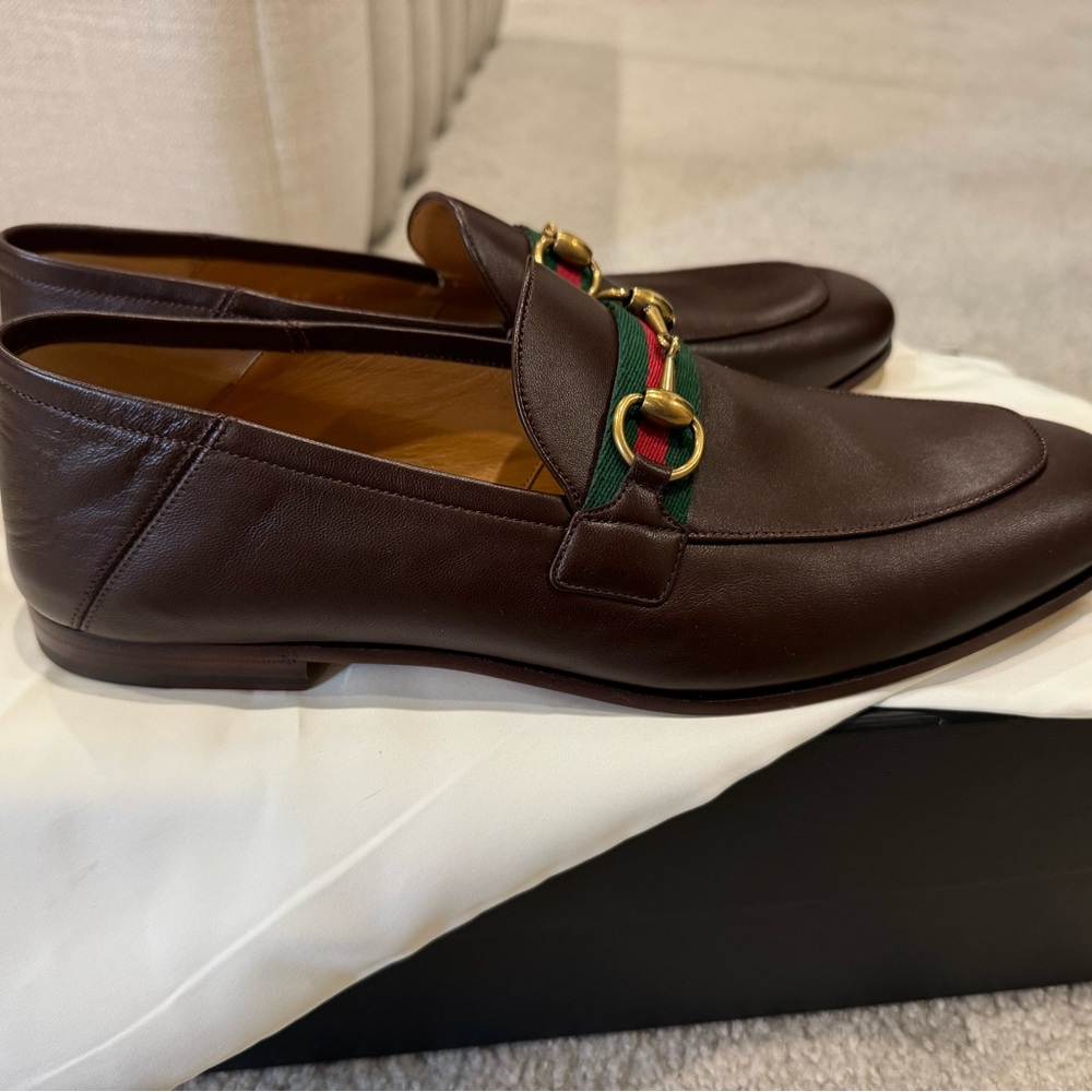 Mens Gucci loafers never worn